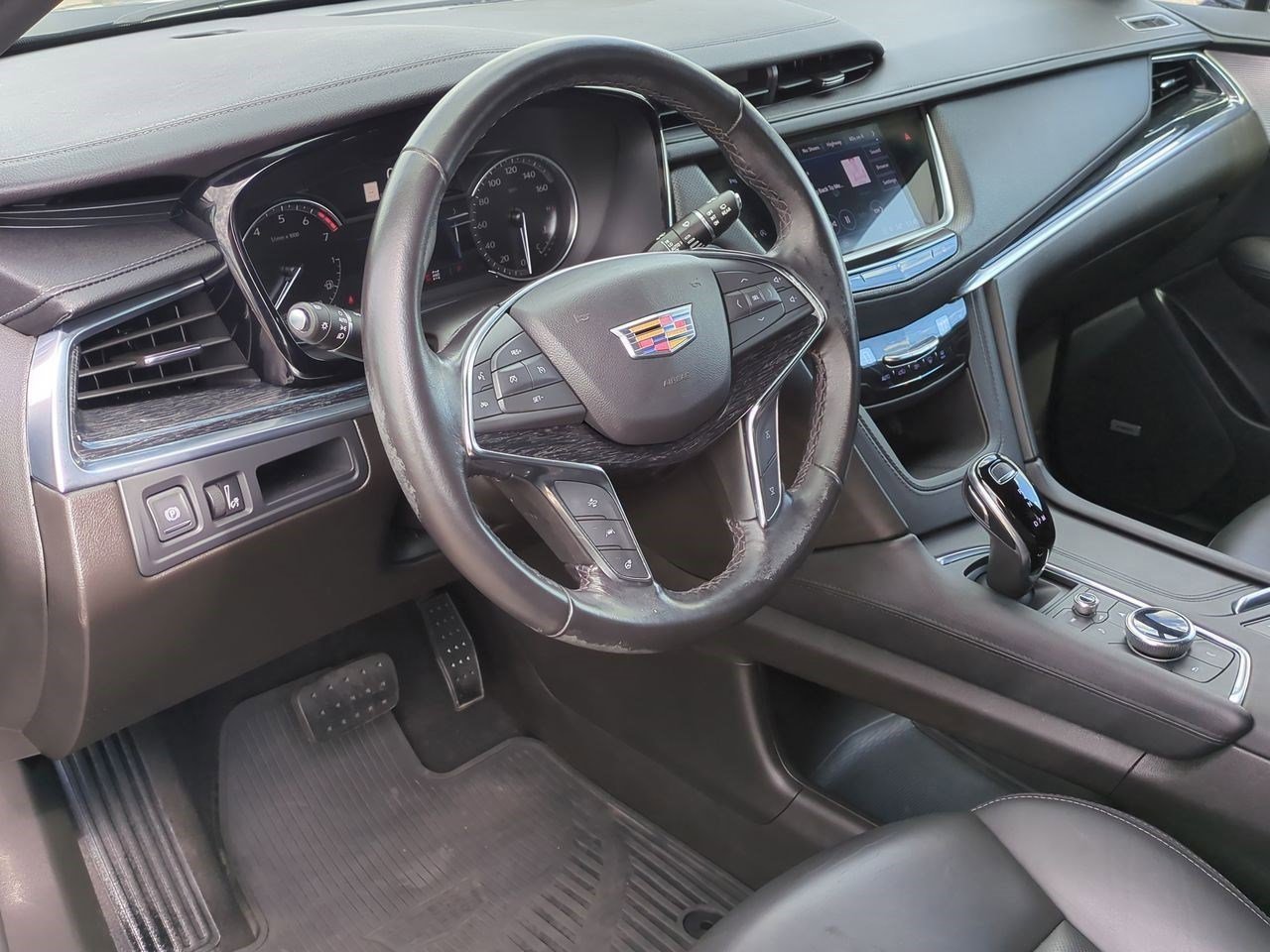 Certified 2023 Cadillac XT5 Premium Luxury image 2