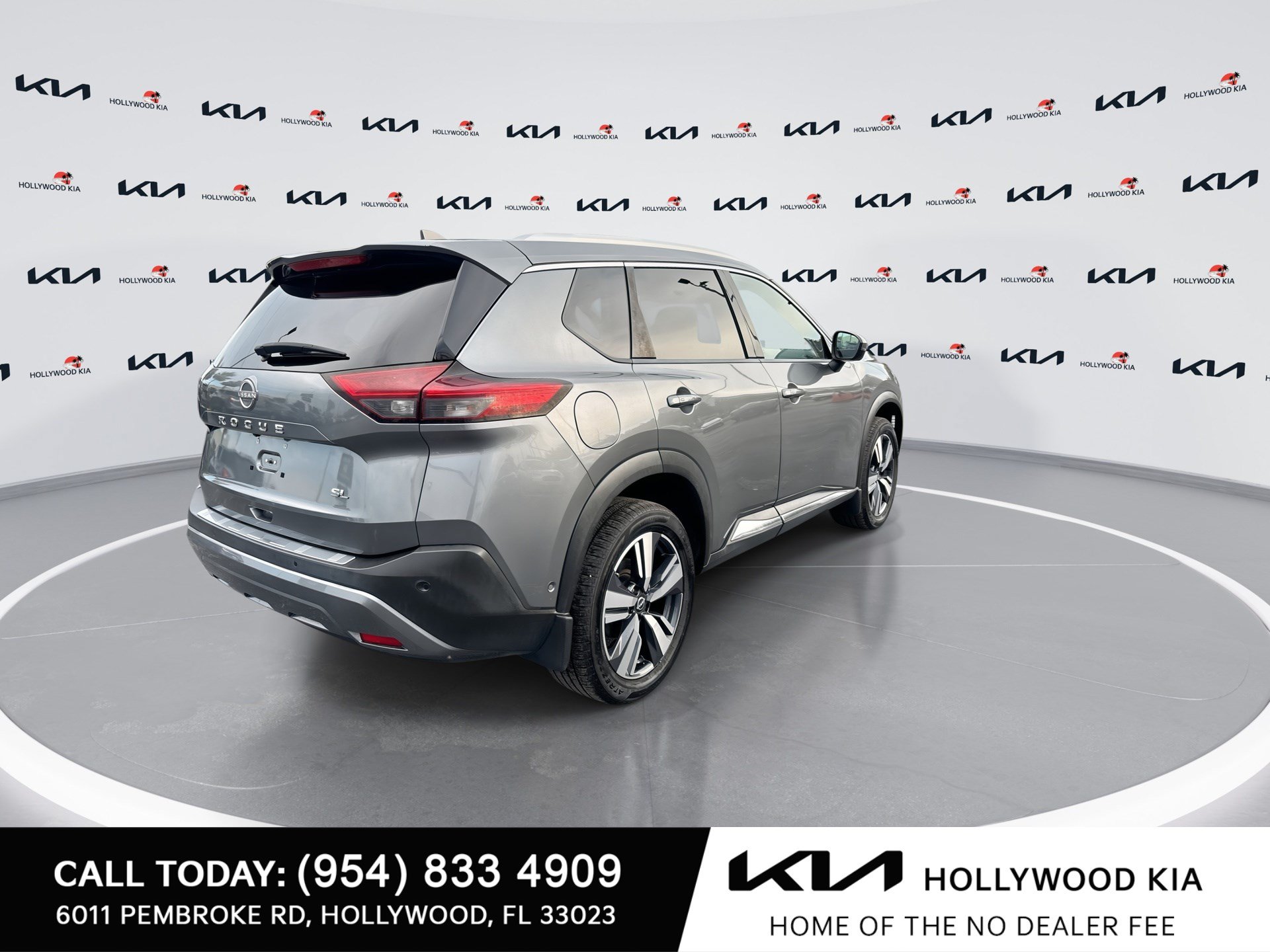 Used 2023 Nissan Rogue SL w/ SL Premium Package FWD image 8