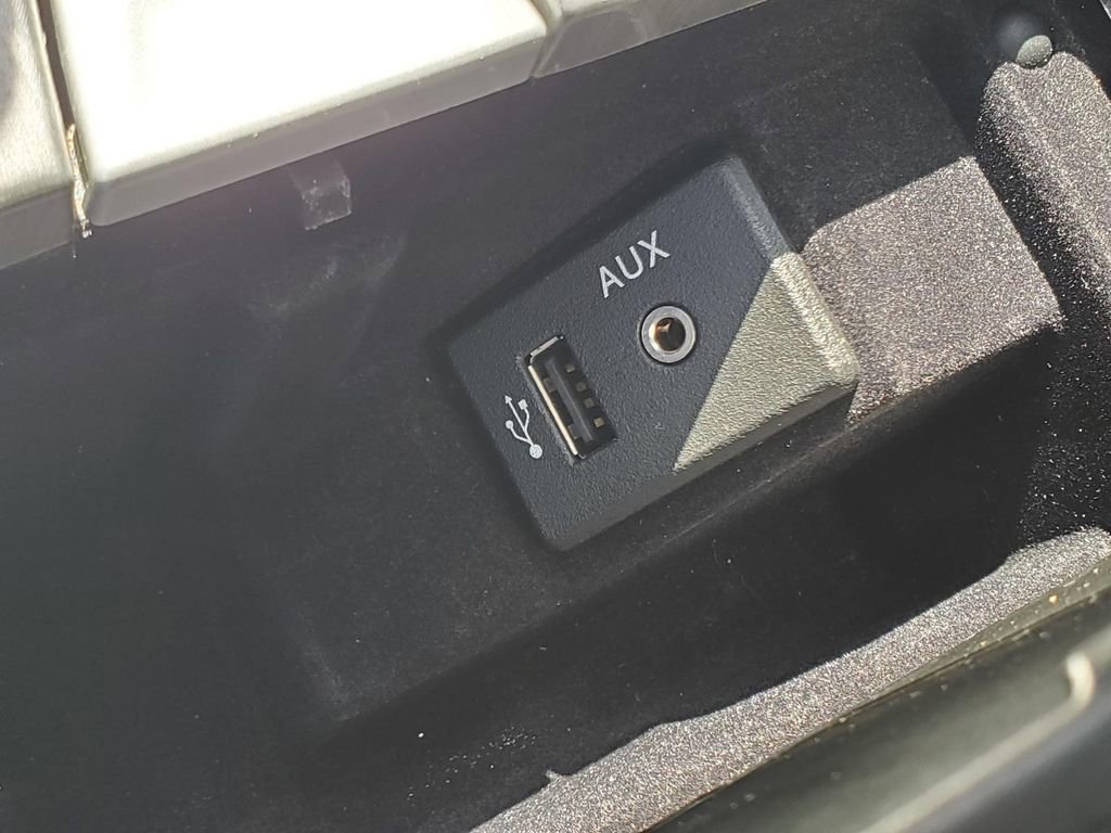 Used 2017 Nissan Murano S w/ Navigation Package image 27