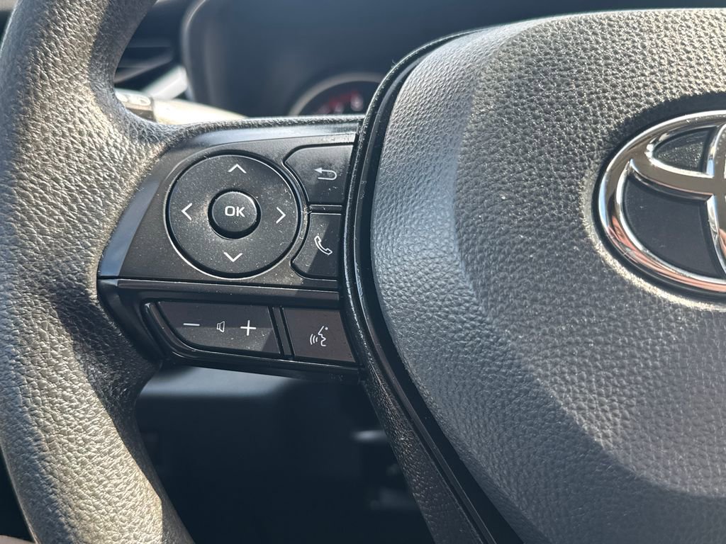 Used 2024 Toyota RAV4 XLE AWD/4WD image 19