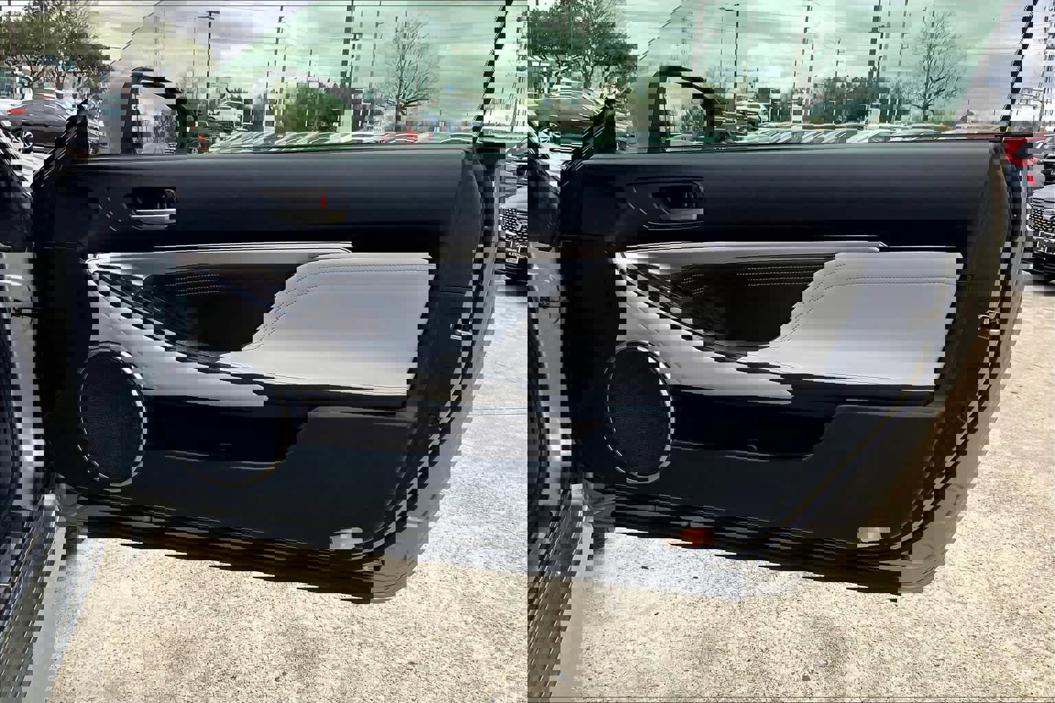 Used 2015 Lexus RC 350 w/ Luxury Package image 23