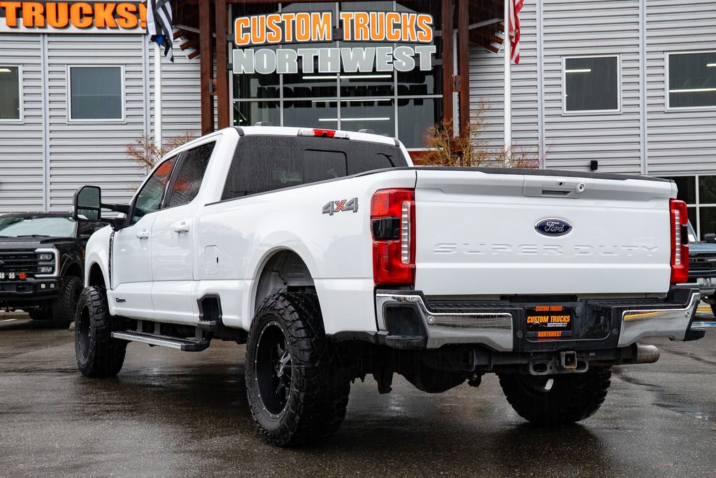 Used 2024 Ford F350 Lariat image 6