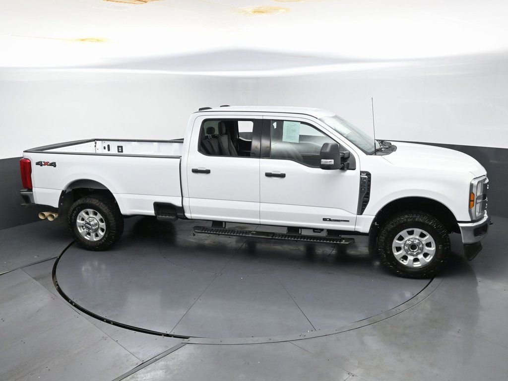 Used 2024 Ford F350 XLT image 46