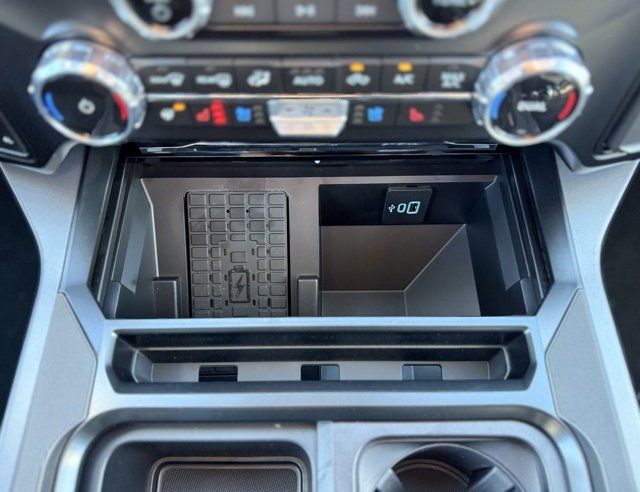 New 2026 Ford F250 Lariat image 24