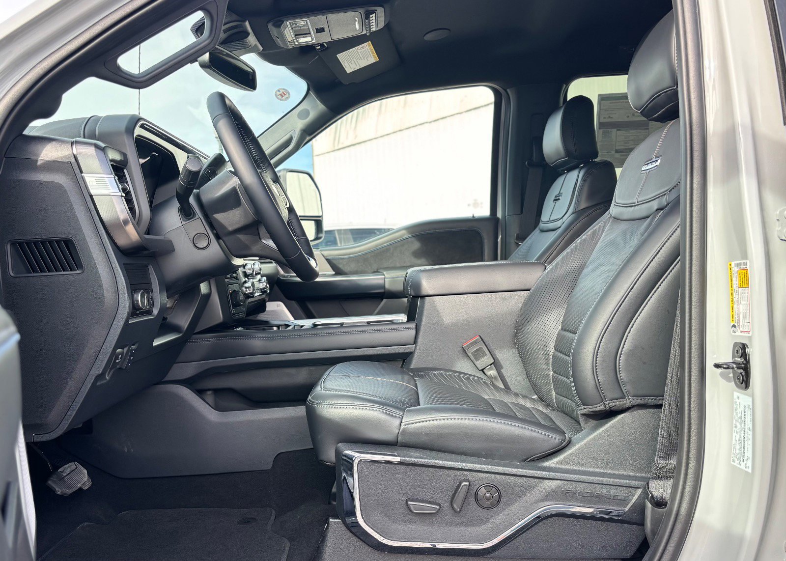 New 2026 Ford F250 Platinum image 33