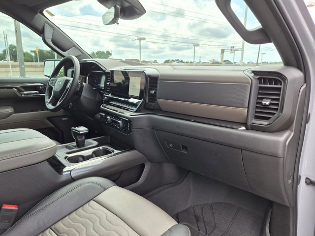 Used 2024 Chevrolet Silverado 1500 ZR2 w/ Technology Package AWD/4WD image 20