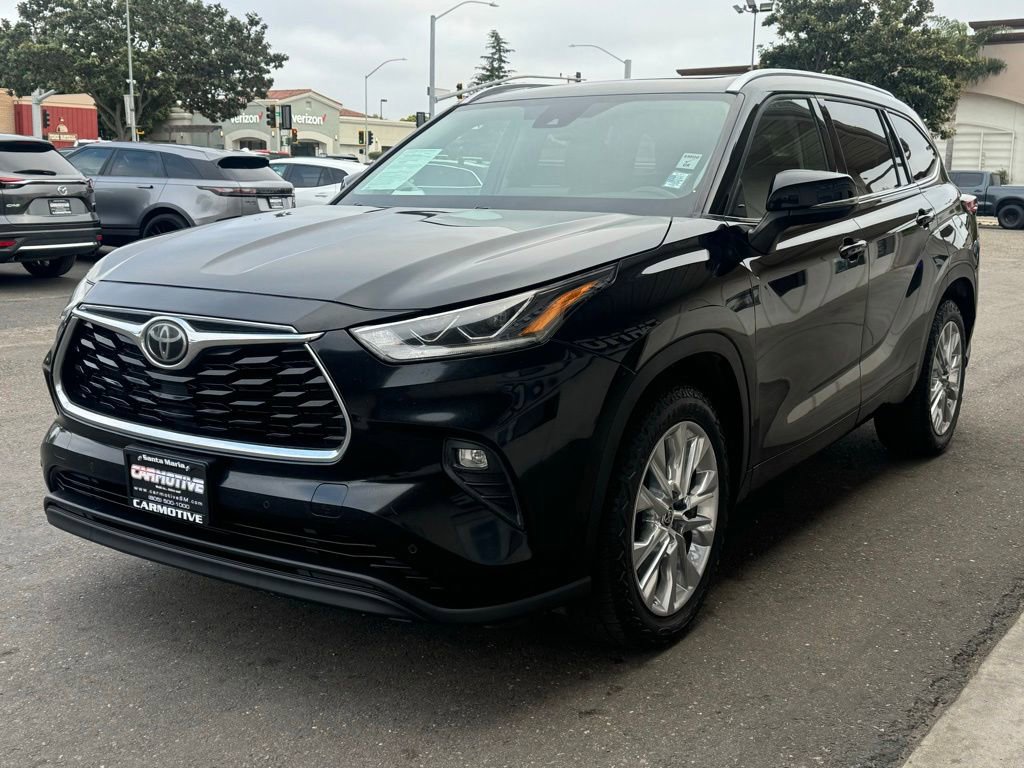 Used 2020 Toyota Highlander Limited FWD image 8