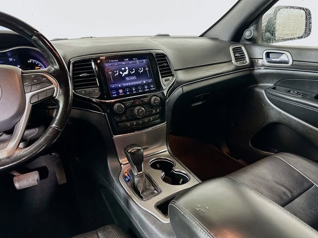 Used 2020 Jeep Grand Cherokee Limited w/ Luxury Group II image 25