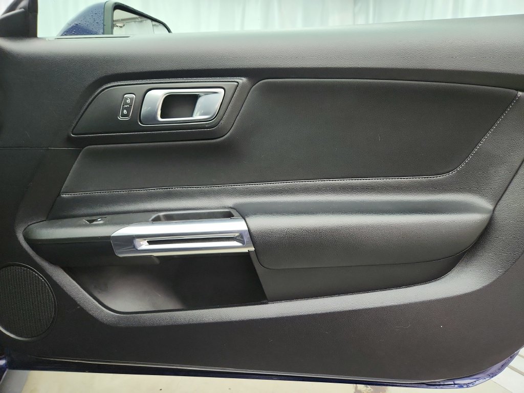 Used 2019 Ford Mustang Coupe RWD image 26