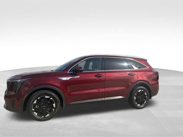 Used 2025 Kia Sorento S image 2