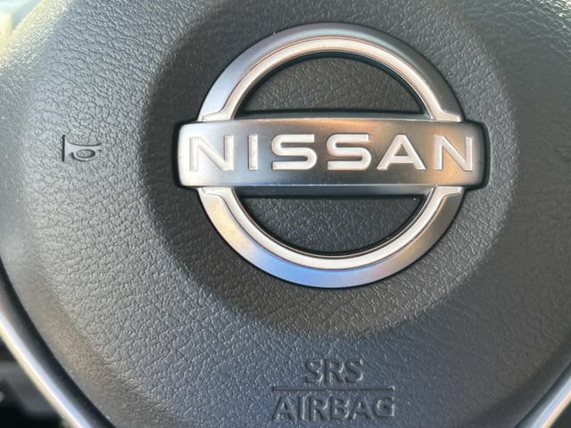 Used 2022 Nissan Kicks SR FWD image 32
