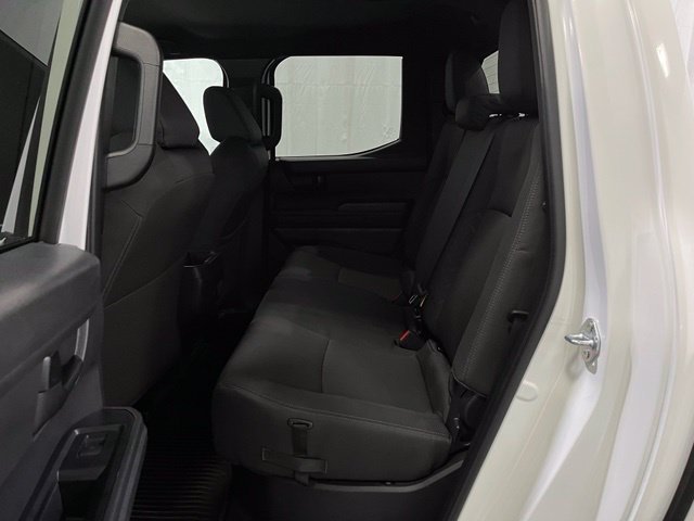 Certified 2025 Toyota Tacoma SR5 AWD/4WD image 11