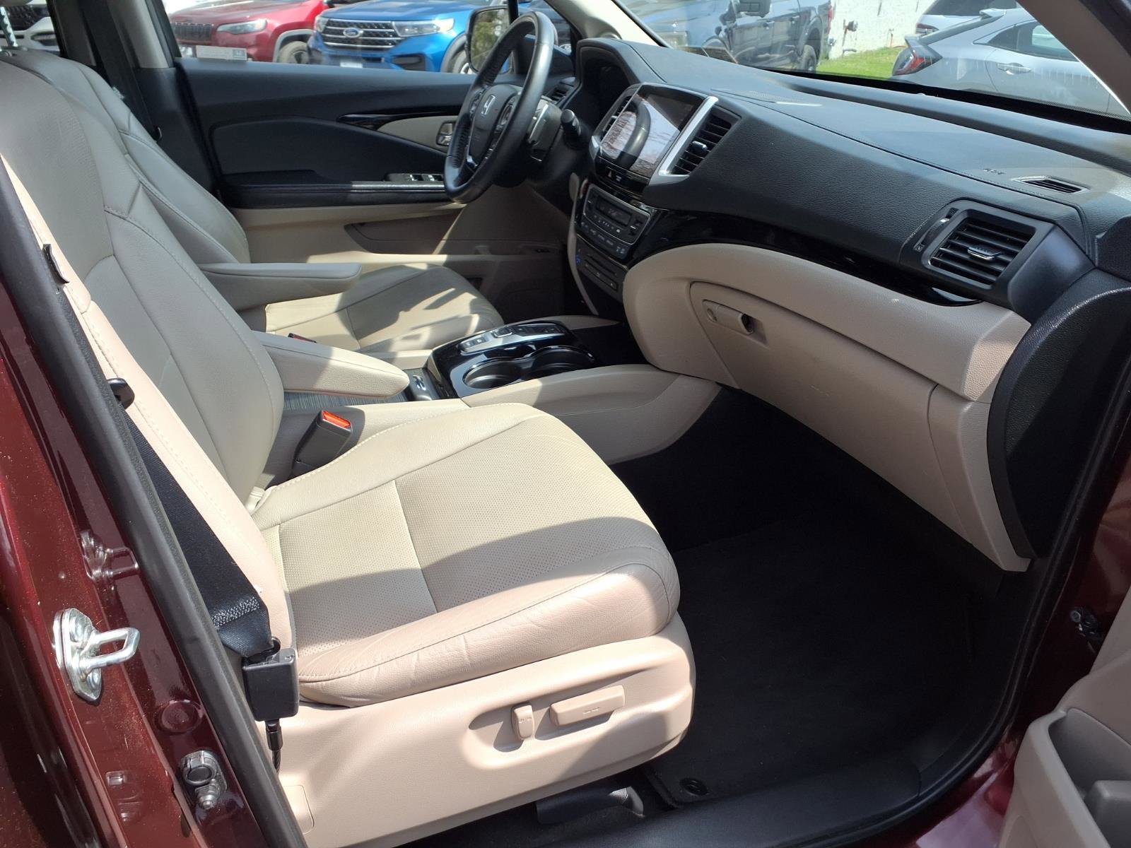 Used 2018 Honda Pilot Elite image 9