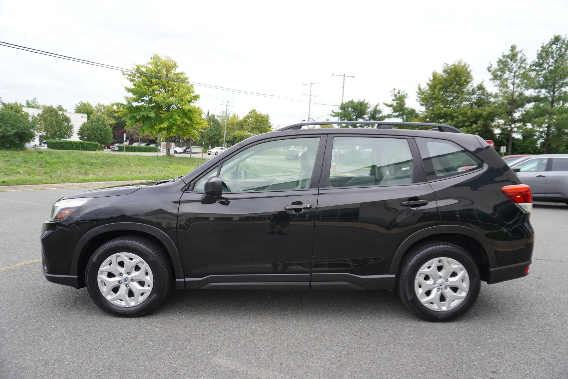 Used 2019 Subaru Forester w/ Alloy Wheel Package AWD/4WD image 4
