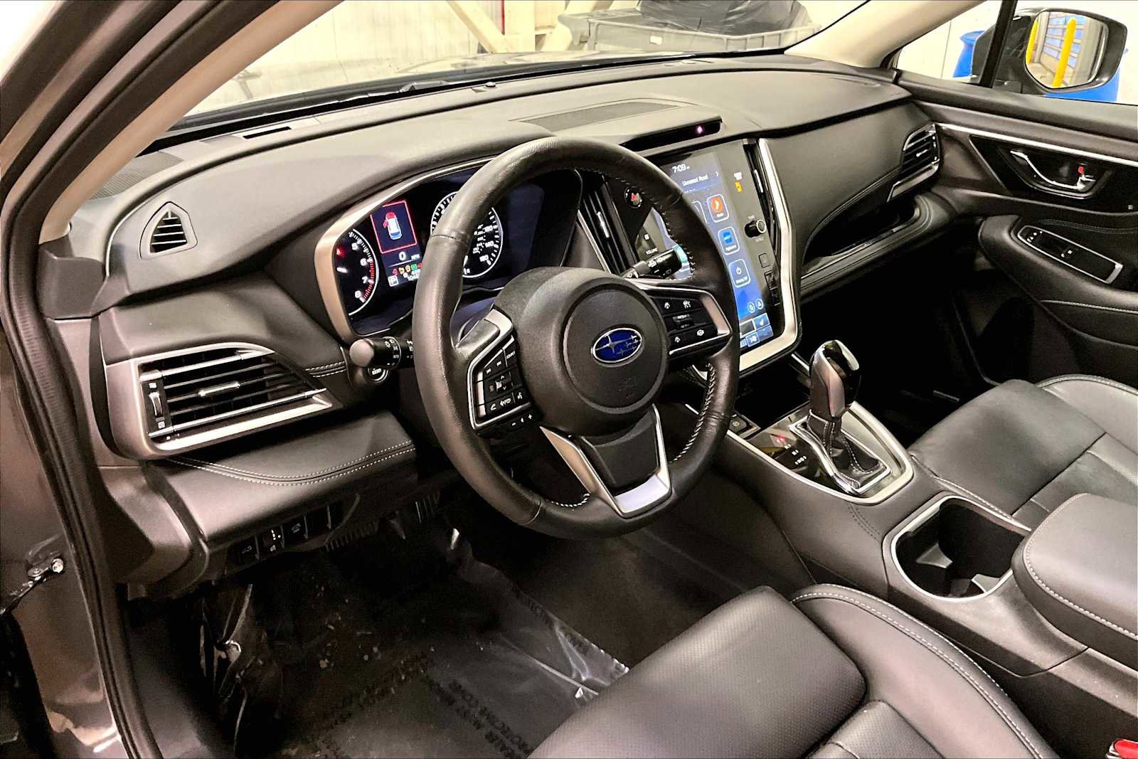 Certified 2025 Subaru Outback Limited image 19