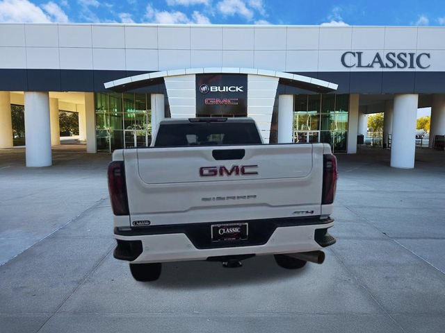Used 2025 GMC Sierra 2500 AT4 AWD/4WD image 7