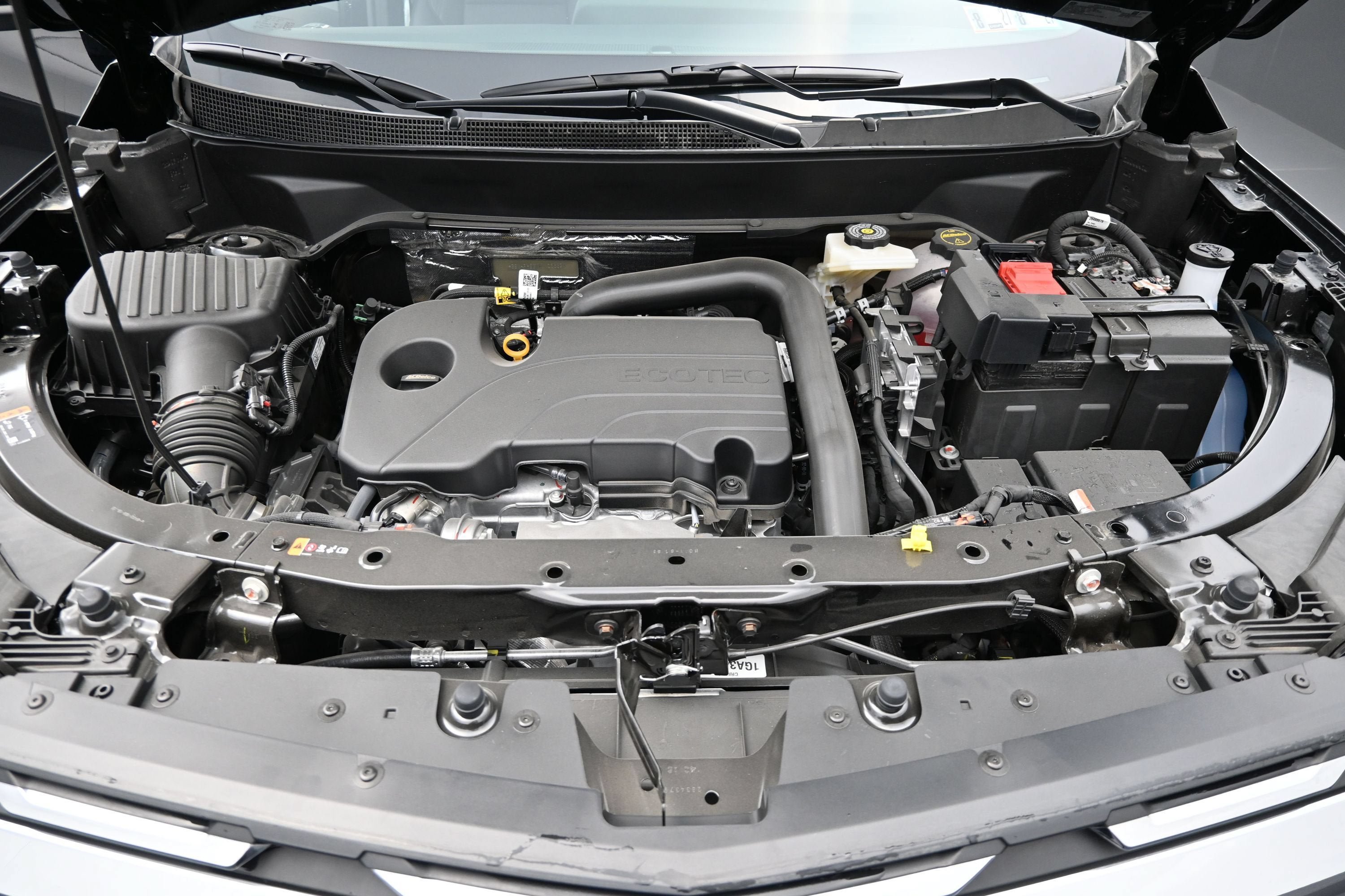 New 2027 Chevrolet Equinox LT w/ Convenience Package II FWD image 36