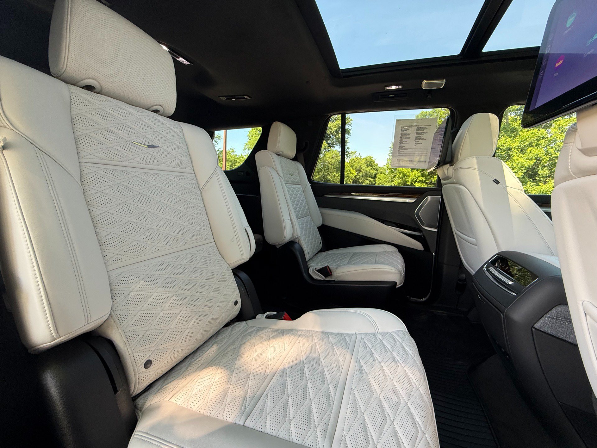 Used 2026 Cadillac Escalade Platinum Luxury RWD image 23