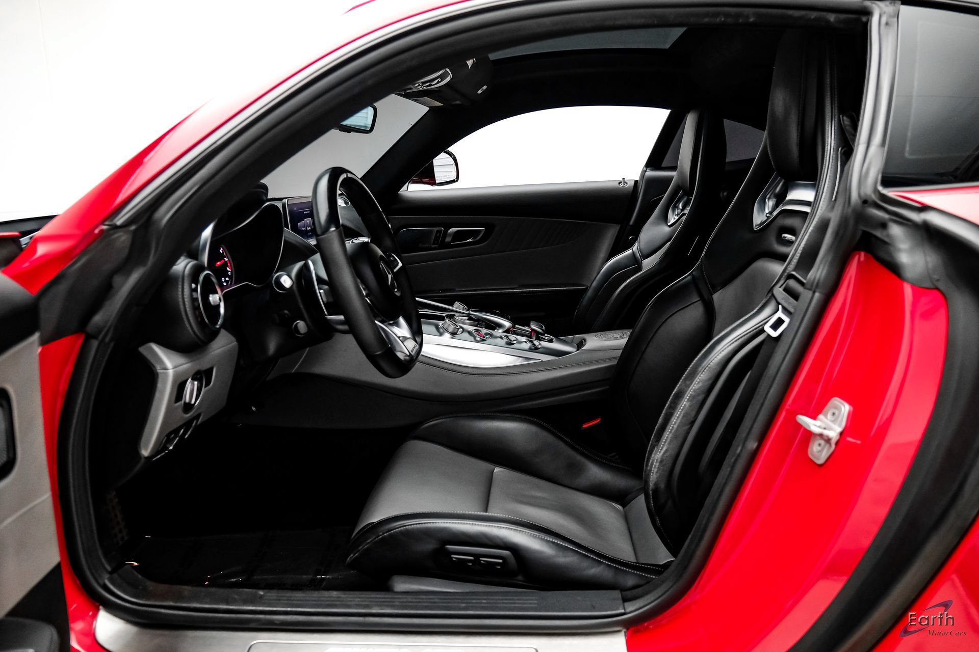 Used 2016 Mercedes-Benz AMG GT S image 38