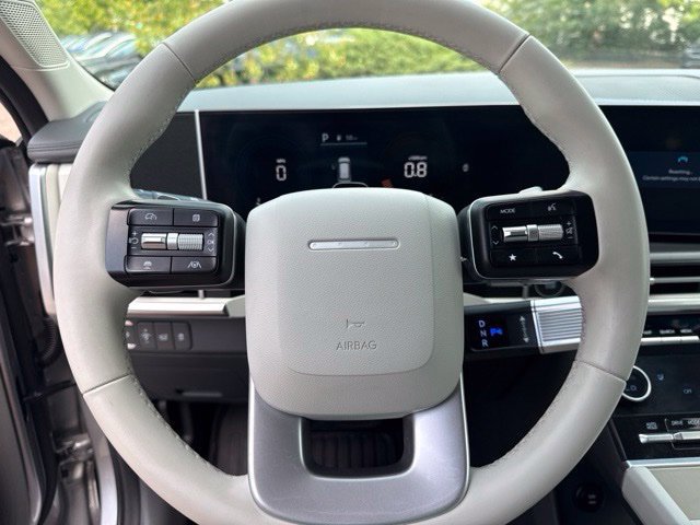 Used 2025 Hyundai Santa Fe SEL AWD/4WD image 7