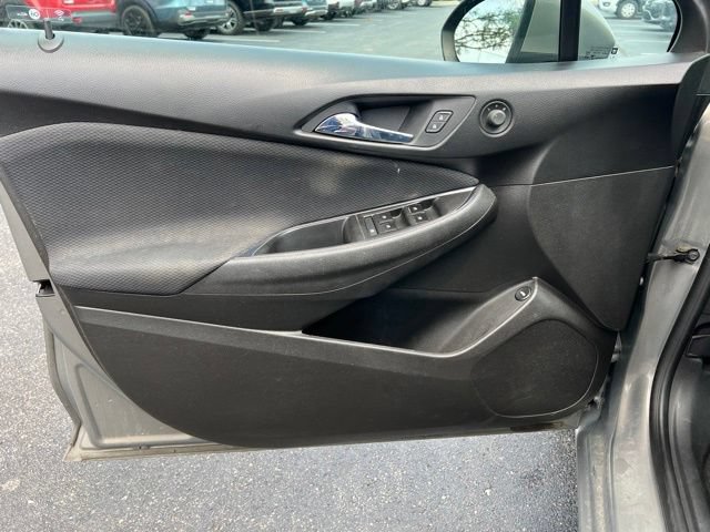 Used 2017 Chevrolet Cruze LT w/ Convenience Package FWD image 23