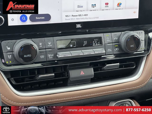 Used 2024 Toyota Grand Highlander AWD image 34