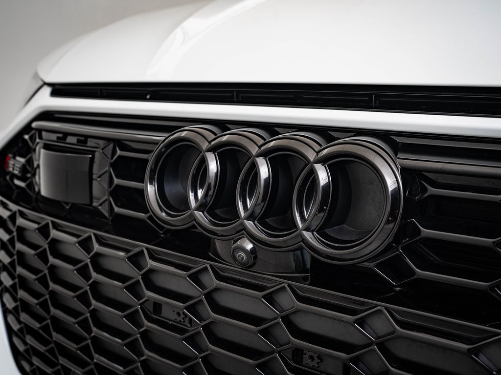 New 2025 Audi RS 6 performance image 3