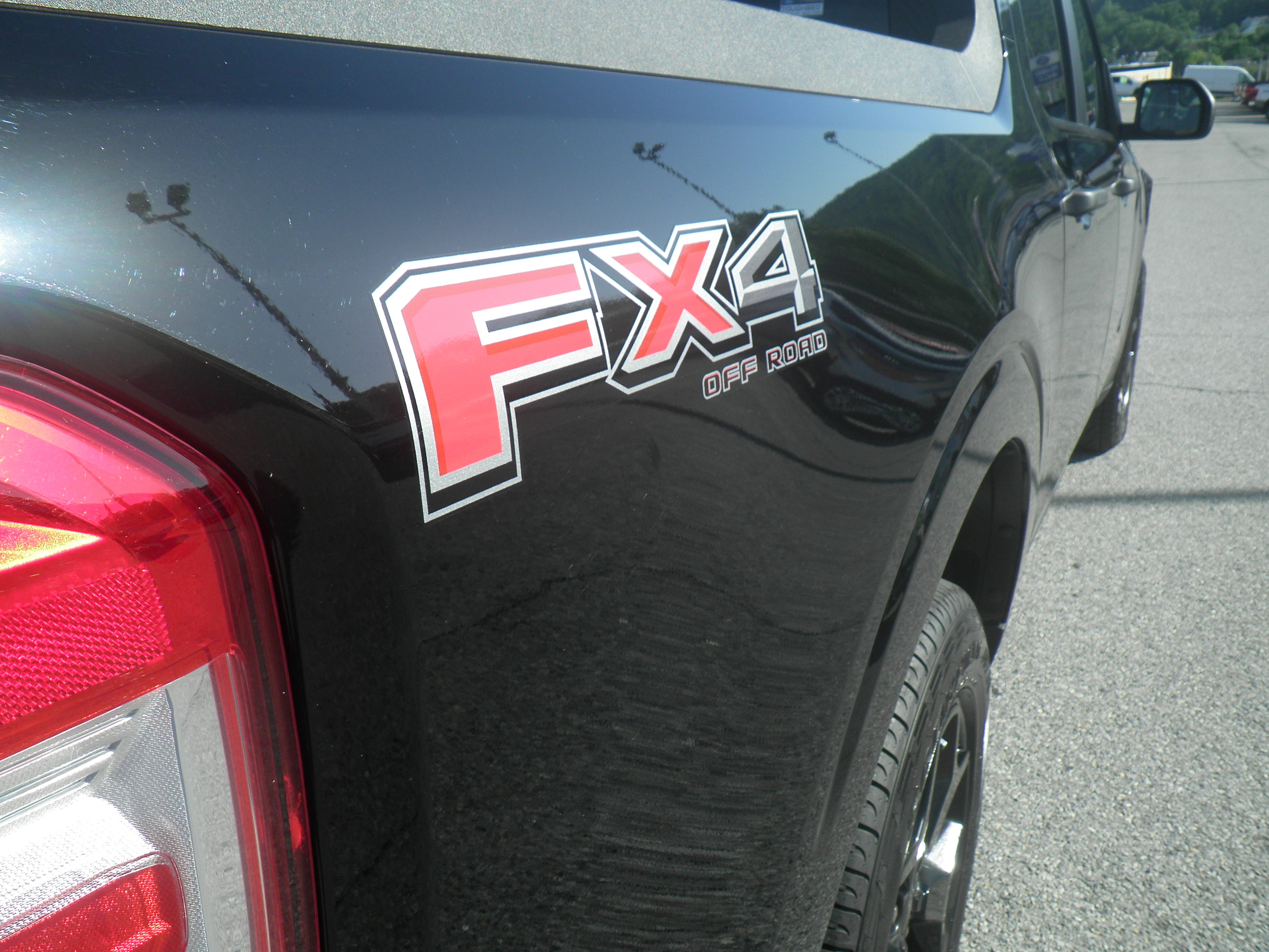 Used 2023 Ford Maverick XLT w/ Equipment Group 300A Standard image 12