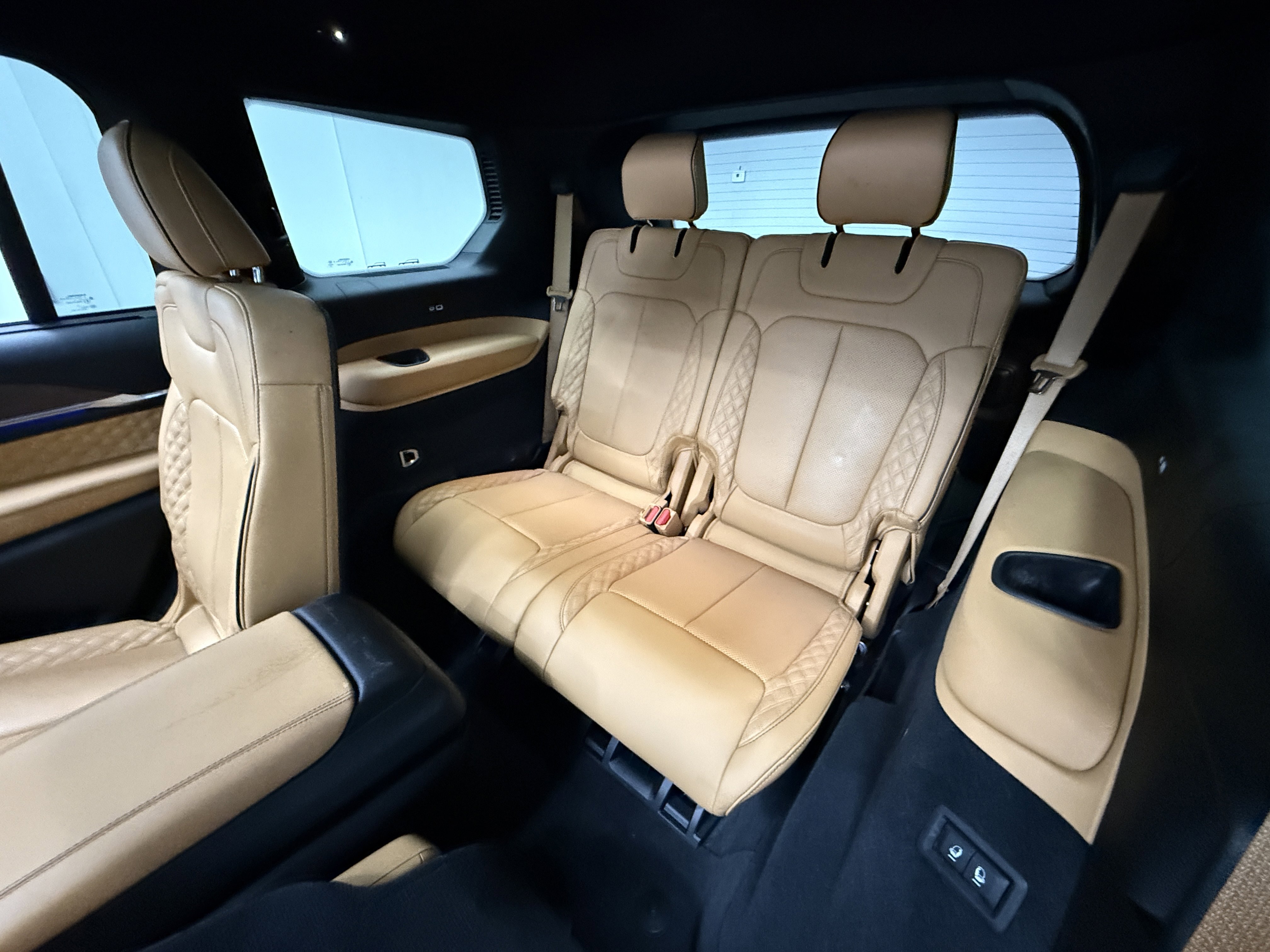 Used 2022 Jeep Grand Cherokee L Summit w/ Luxury Tech Group V image 26