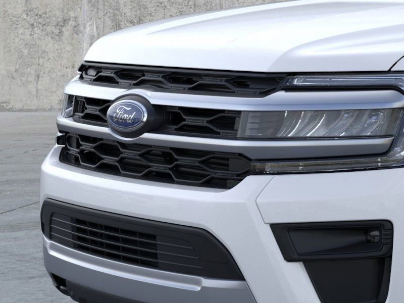 New 2024 Ford Expedition Max XLT image 17