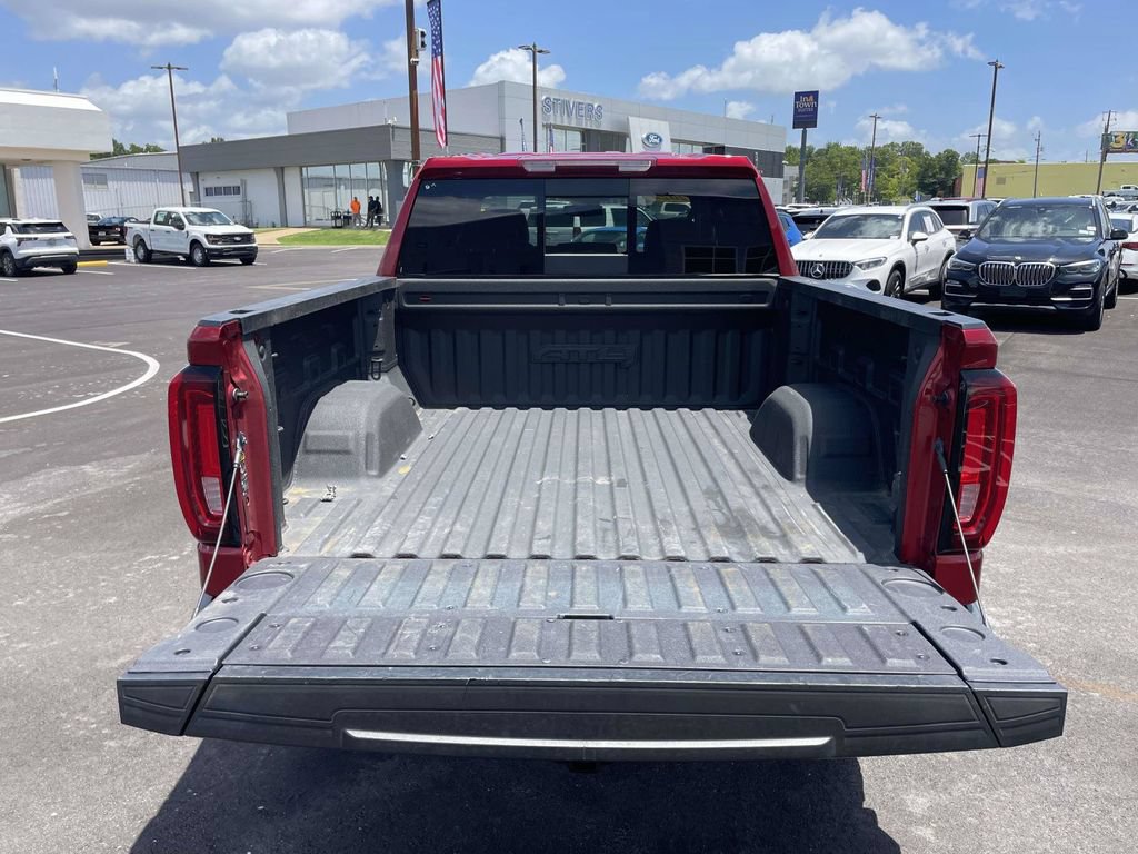 Used 2024 GMC Sierra 1500 AT4 w/ AT4 Preferred Package AWD/4WD image 10