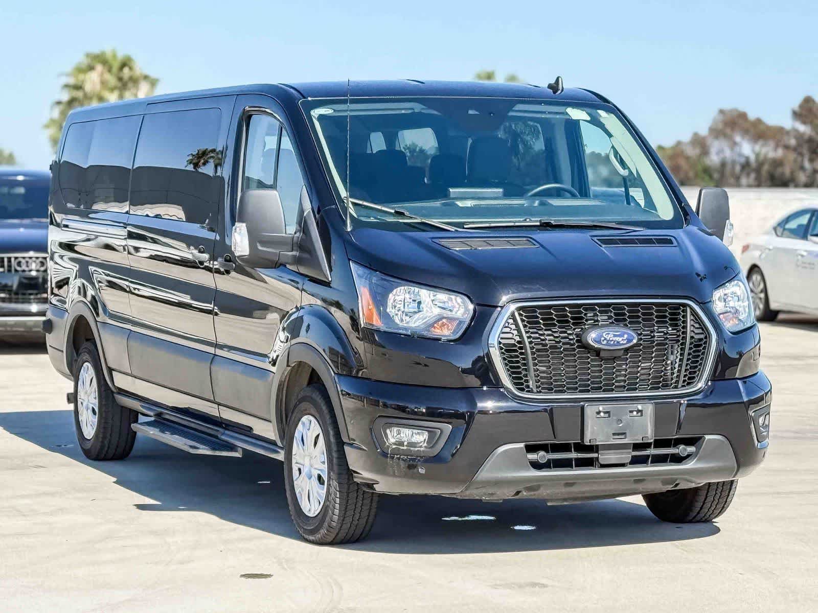 Used 2024 Ford Transit 350 XLT RWD image 5