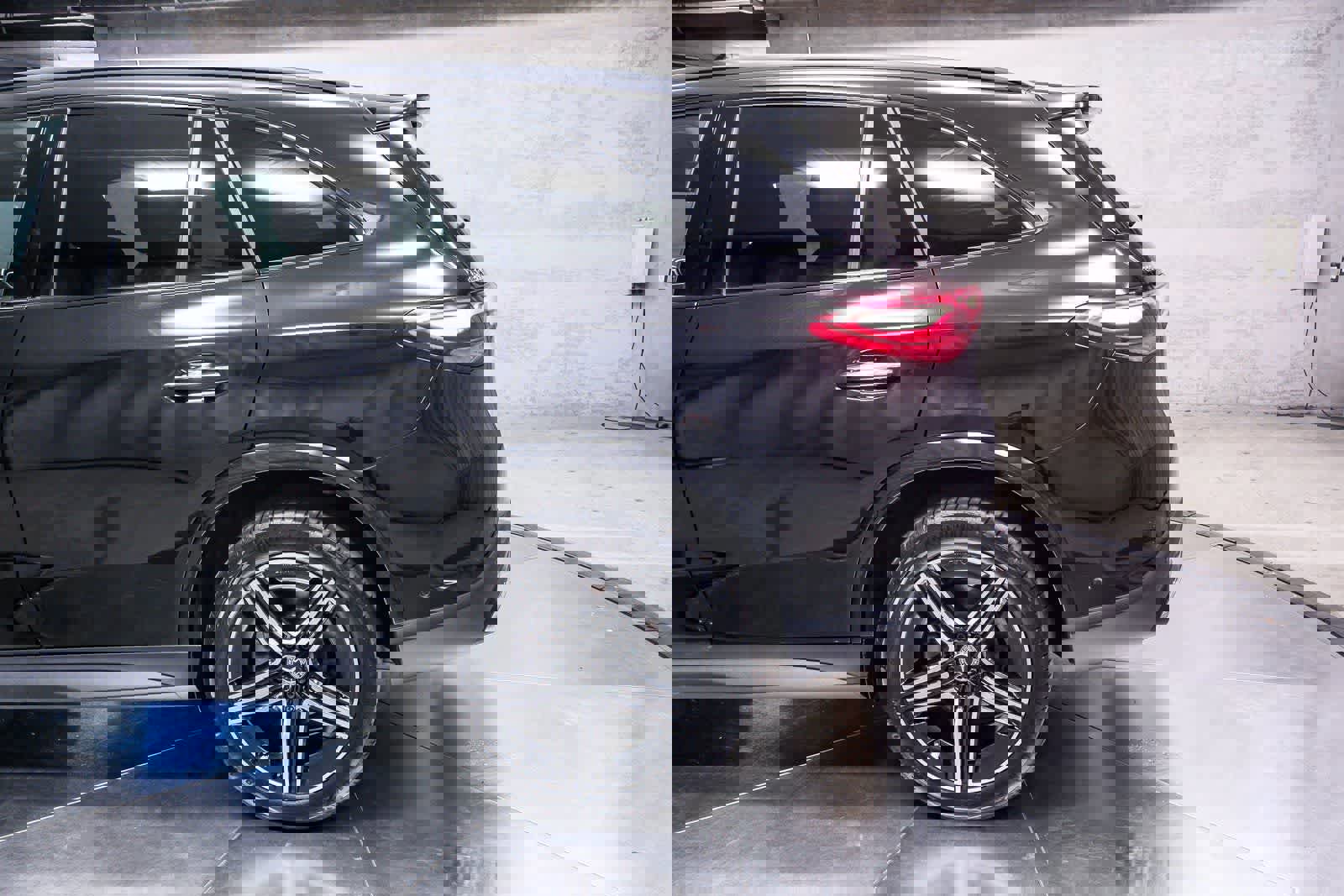 Certified 2026 Mercedes-Benz GLC 300 image 8