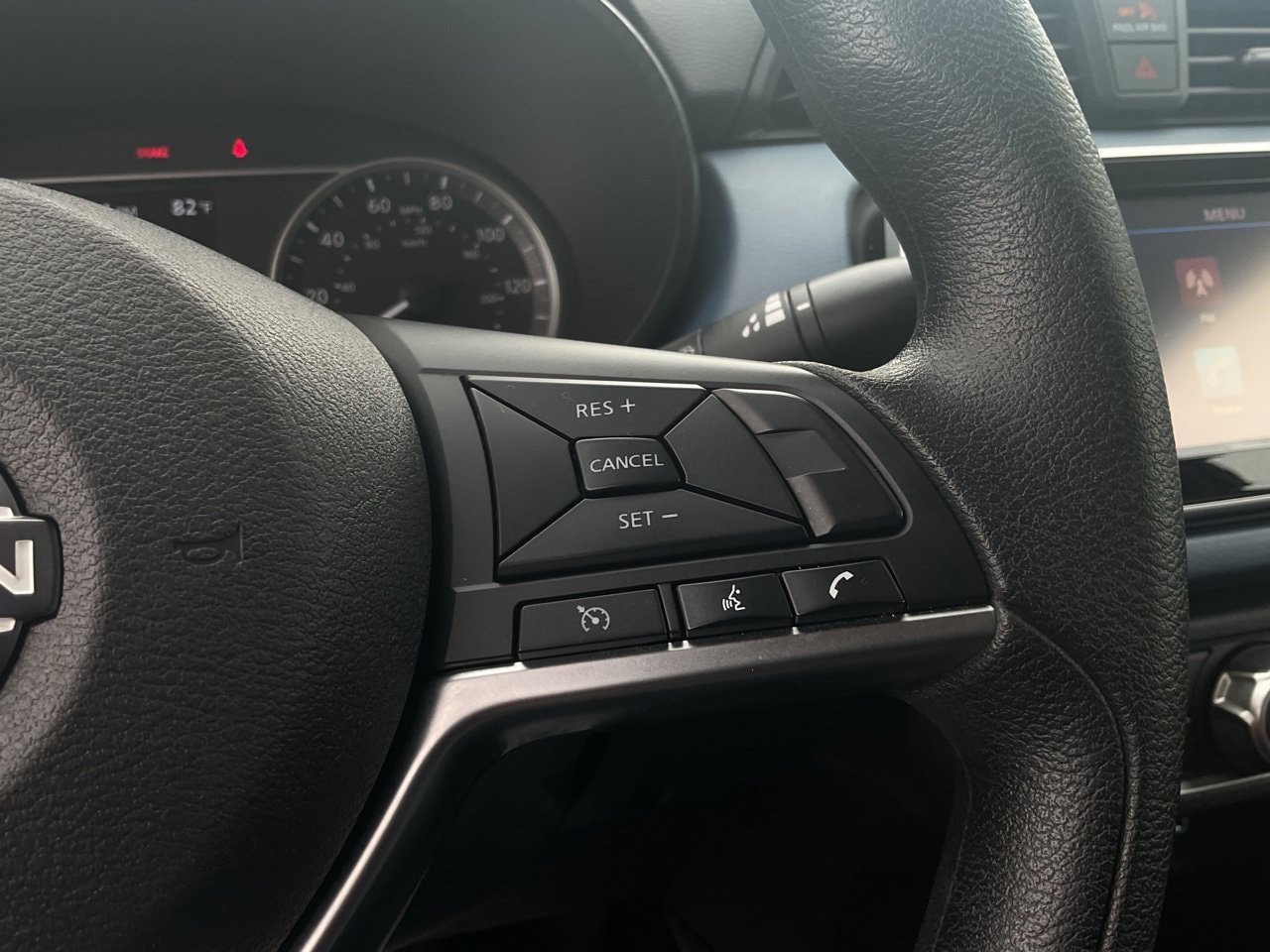 Used 2025 Nissan Versa SV FWD image 30
