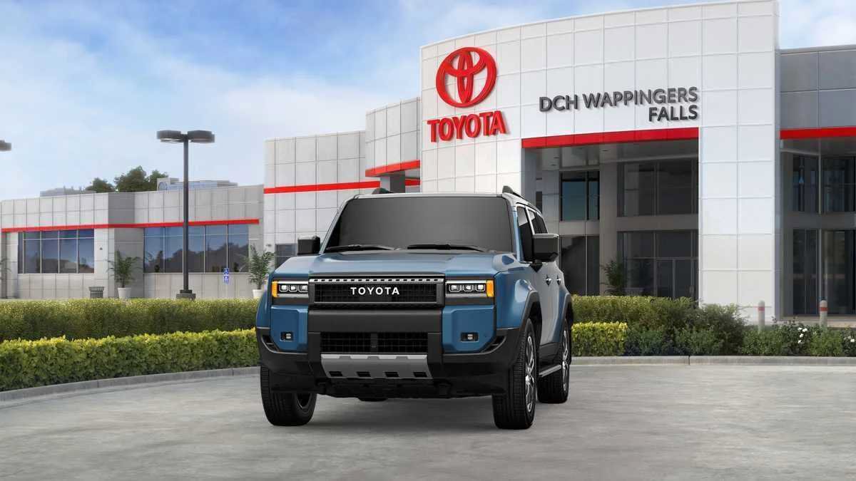 New 2027 Toyota Land Cruiser w/ Premium Package AWD/4WD image 21