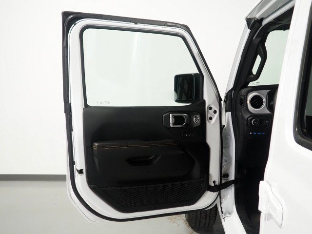 Used 2025 Jeep Wrangler Sahara 4xe w/ Safety Group AWD/4WD image 53