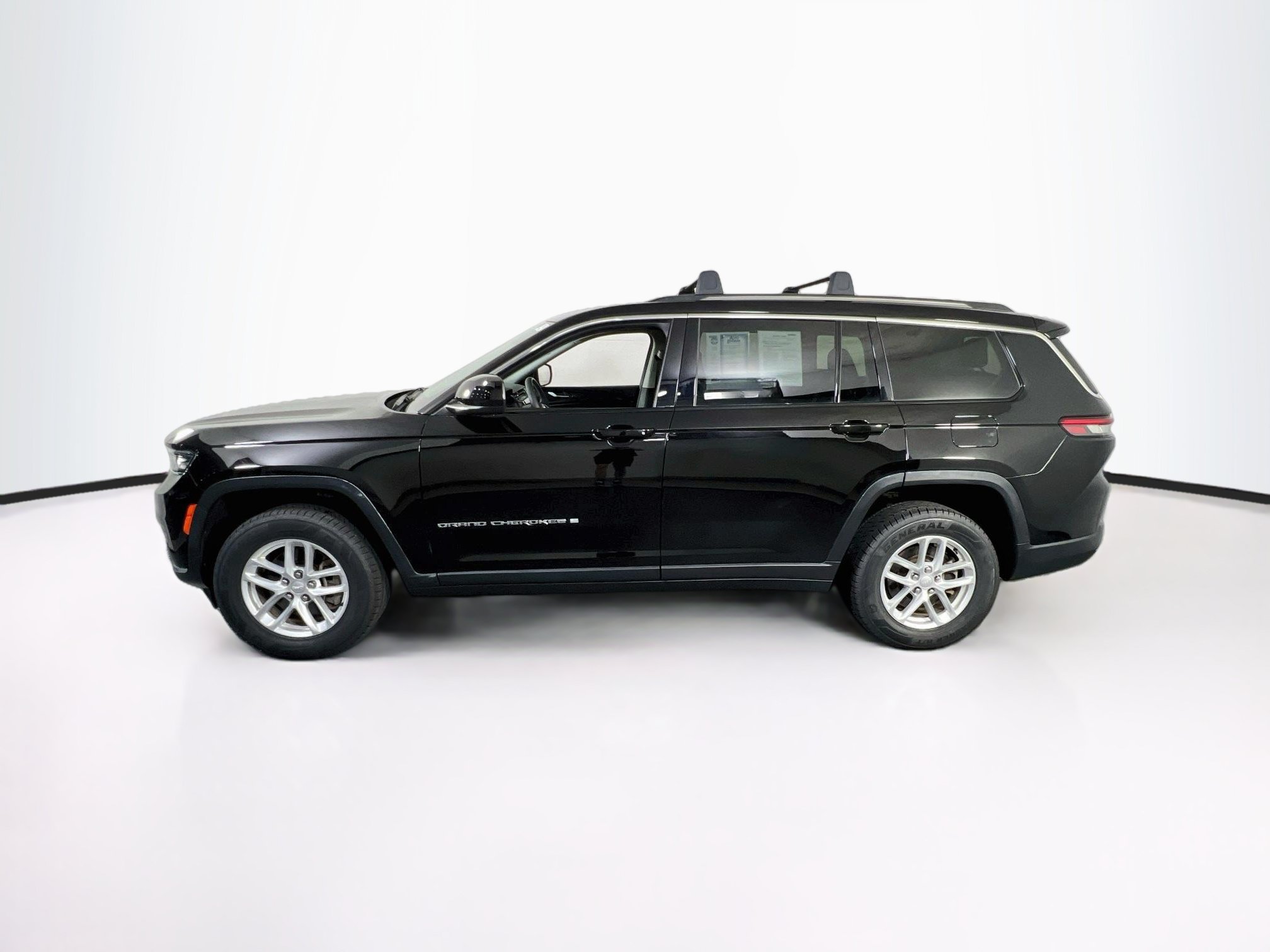 Used 2023 Jeep Grand Cherokee L Laredo w/ Luxury Tech Group I AWD/4WD image 8