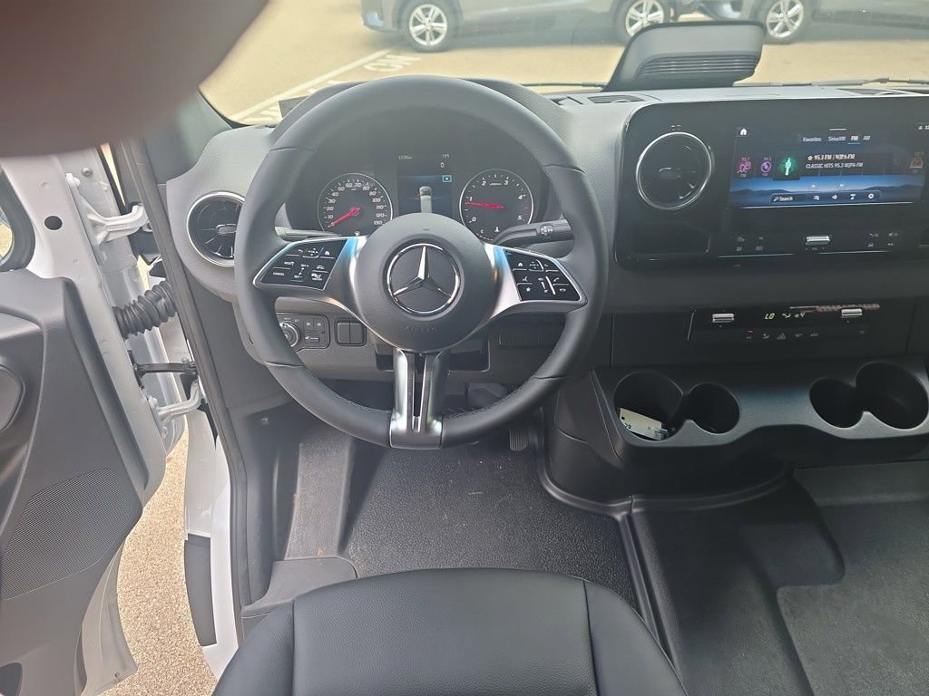 New 2025 Mercedes-Benz Sprinter 3500 image 13