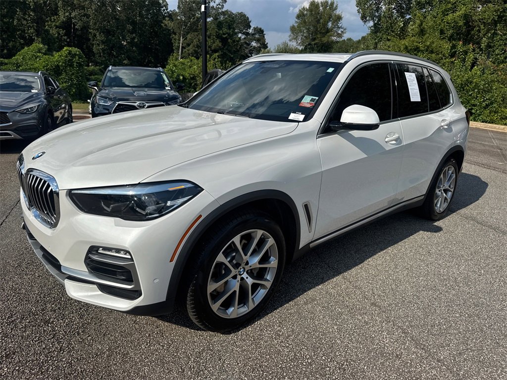 Used 2021 BMW X5 xDrive40i w/ Premium Package 2 image 3