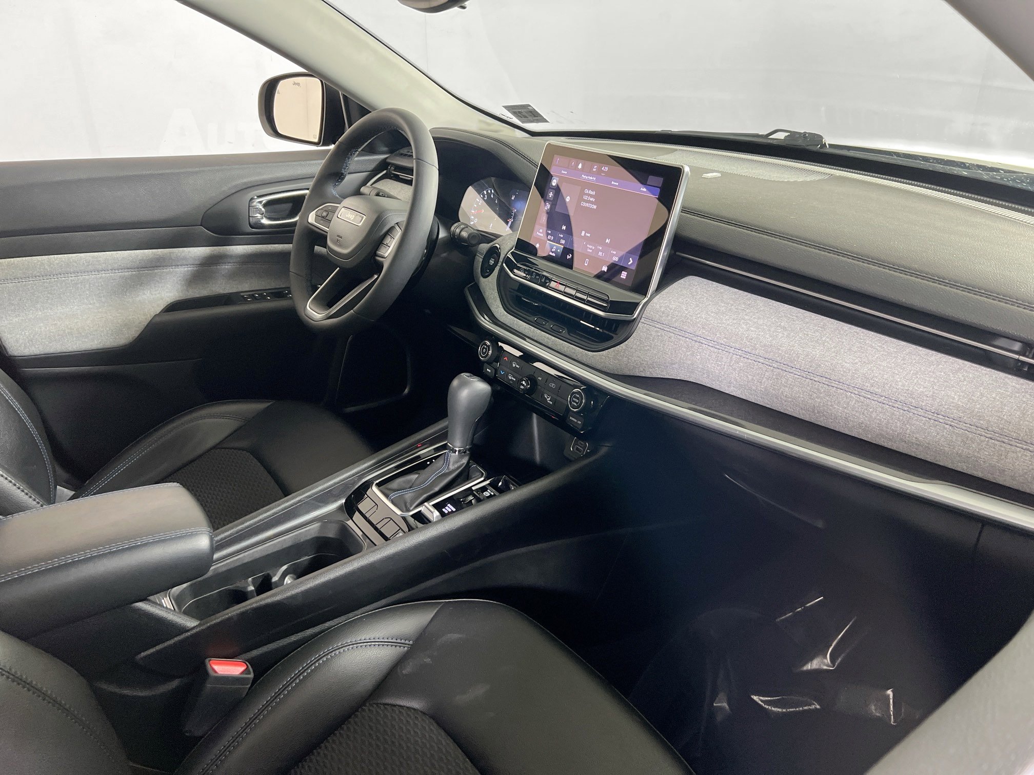 Used 2022 Jeep Compass Latitude image 26