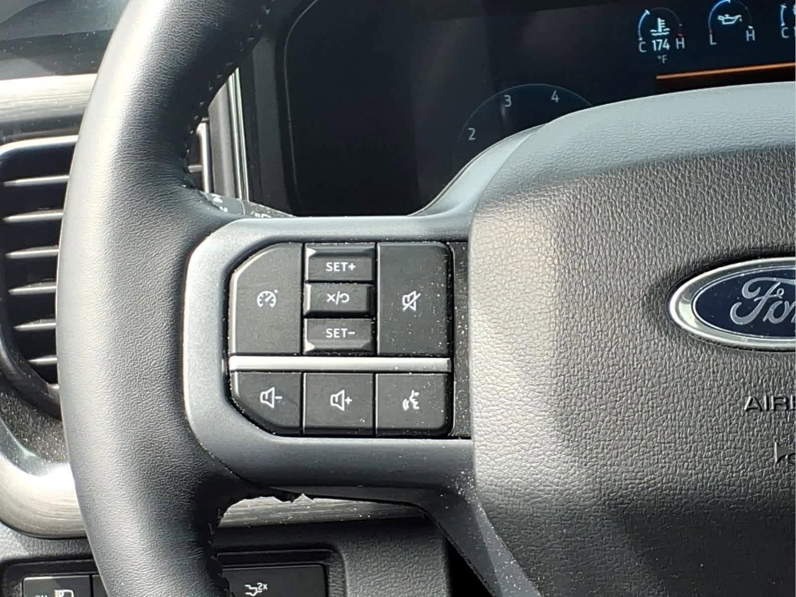 Used 2024 Ford F250 Lariat w/ Sport Appearance Package AWD/4WD image 21