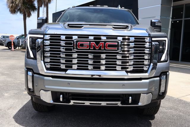 New 2026 GMC Sierra 3500 Denali image 3