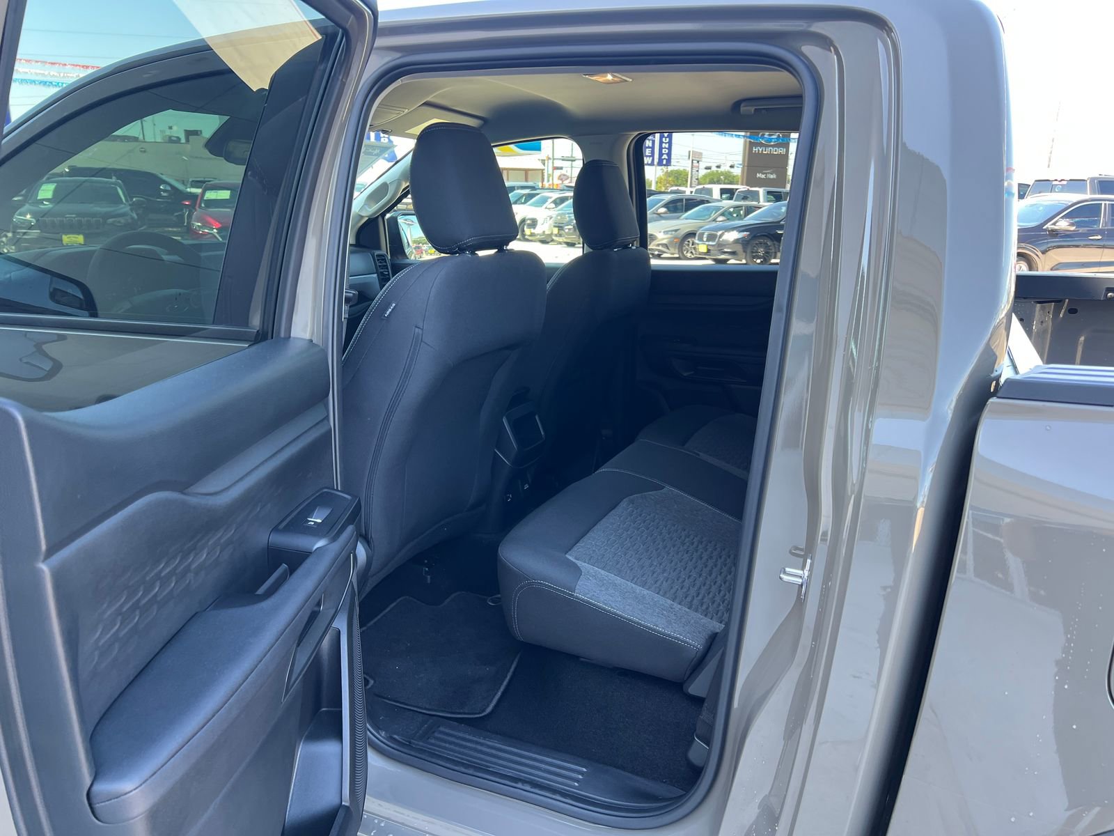 Used 2025 Ford Ranger XL w/ Trailer Tow Package RWD image 11