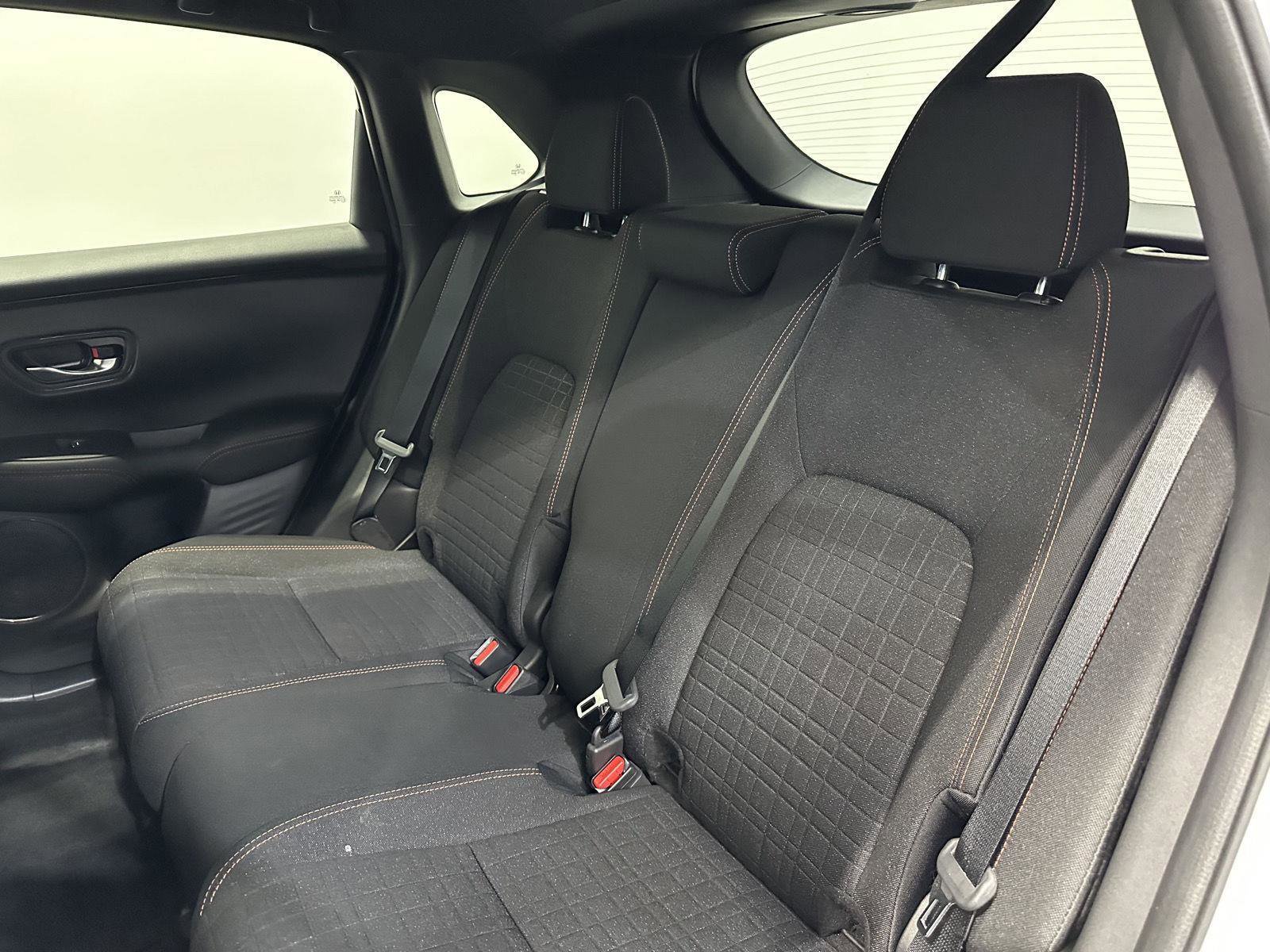 Certified 2025 Honda HR-V Sport image 26