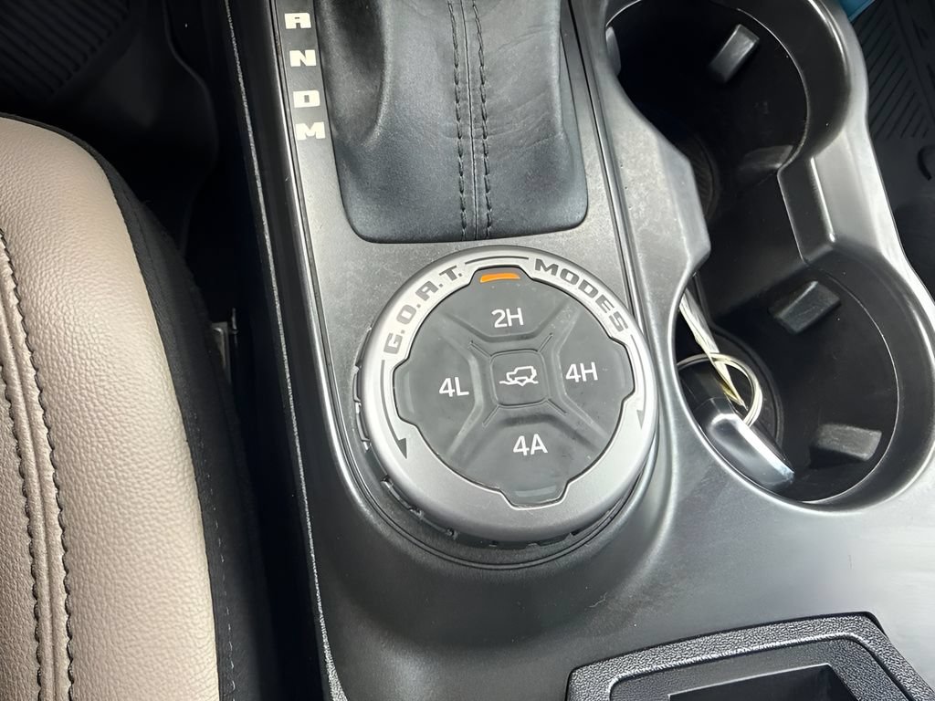 Used 2023 Ford Bronco Wildtrak AWD/4WD image 14