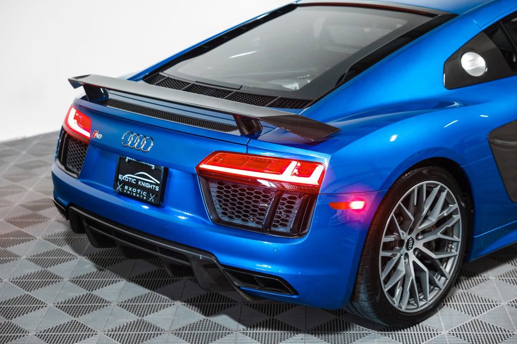 Used 2017 Audi R8 V10 plus AWD/4WD image 7