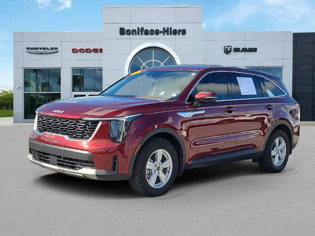 Used 2025 Kia Sorento LX FWD image 3