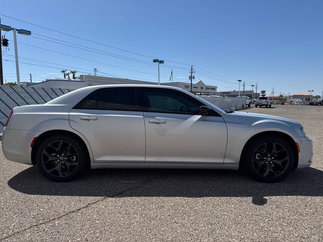 Used 2023 Chrysler 300 Touring w/ Sport Appearance Package RWD image 6