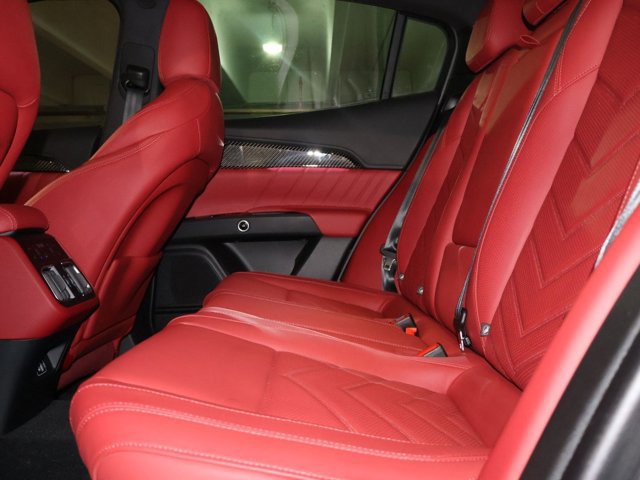 Used 2023 Maserati Grecale Modena image 26