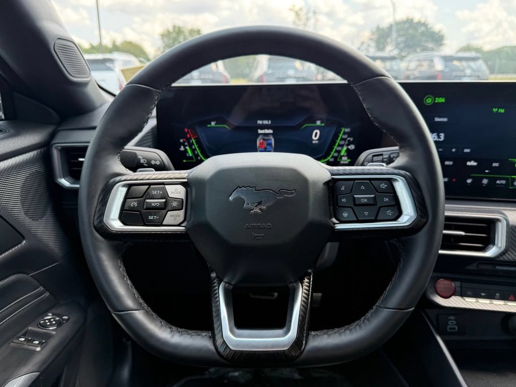 Used 2025 Ford Mustang GT Premium RWD image 14